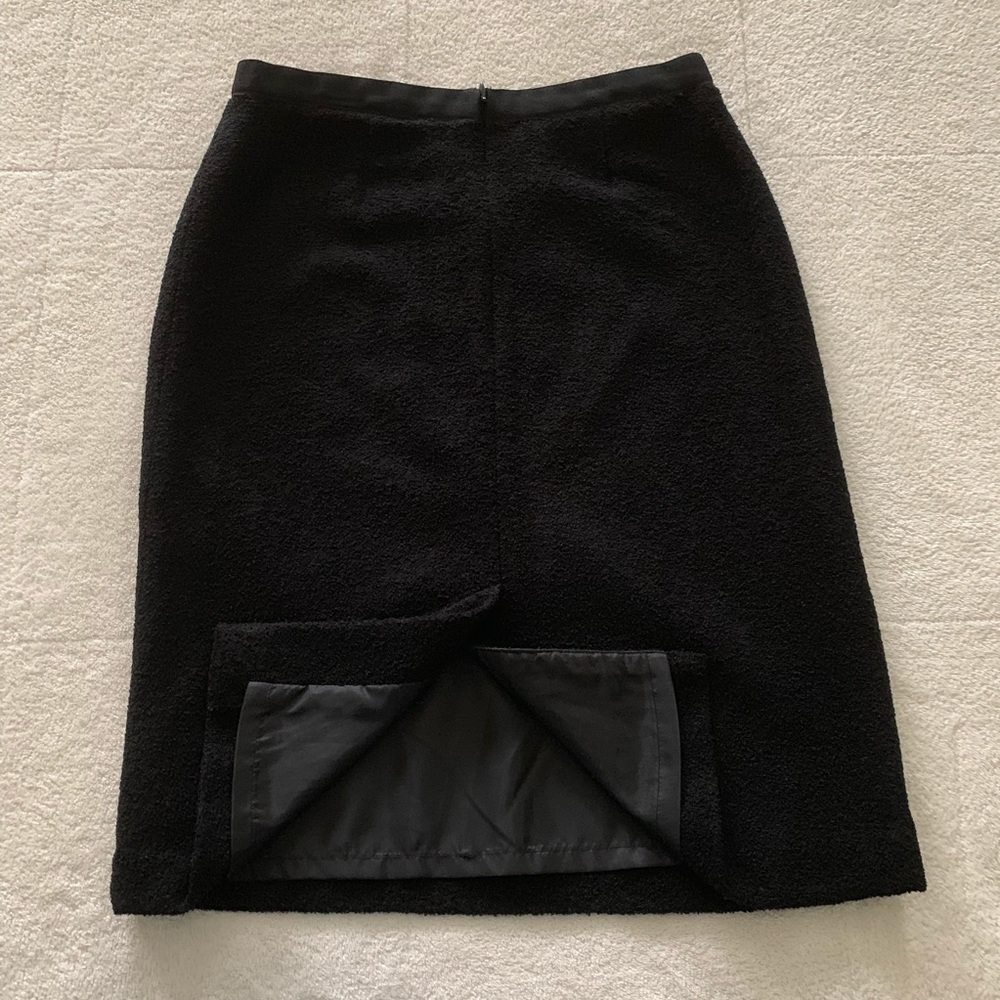Isaac Mizrahi Cute Black Textured Chunky Skirt with ribbon trim waist details 4 - Picture 7 of 7